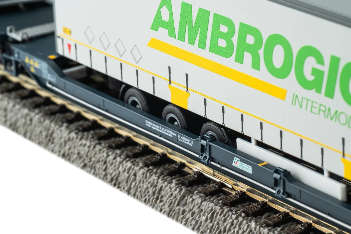 Piko 24635, Dettaglio pianale e rimorchio Ambrogio, Carro tasca T3000e Cemat Mercitalia Intermodal, Scala H0, Epoca VI